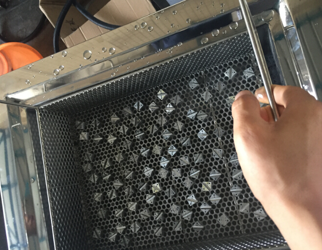 超聲波清洗機機清洗鋁件 超聲波清洗機機清洗鋁件